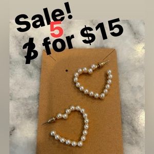Pearl heart earrings!
